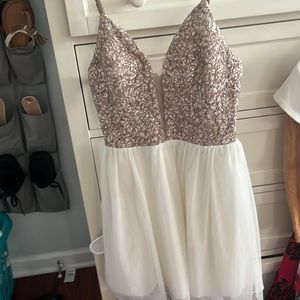 prom dress. size 7